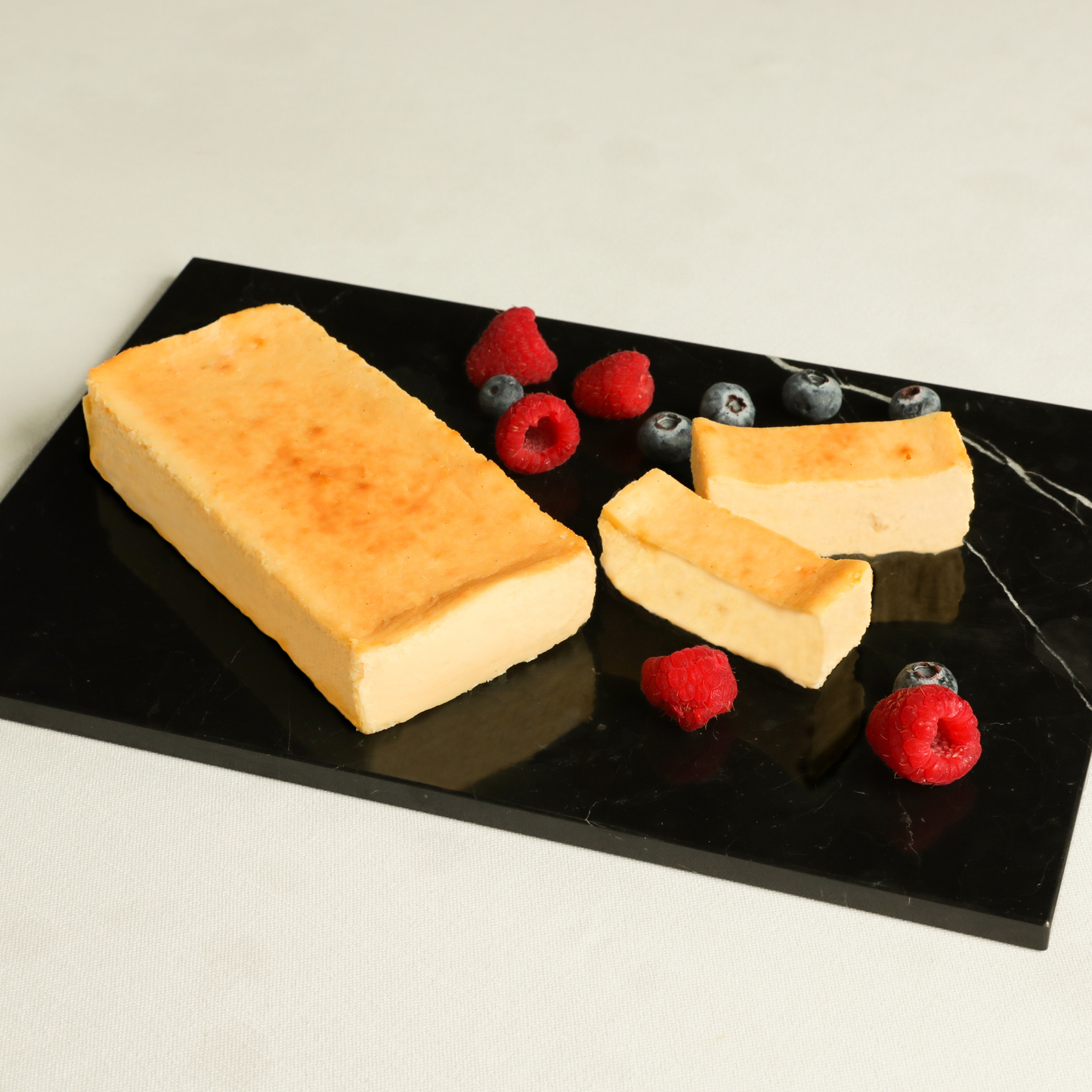 究極の口どけ ホワイトチーズケーキ